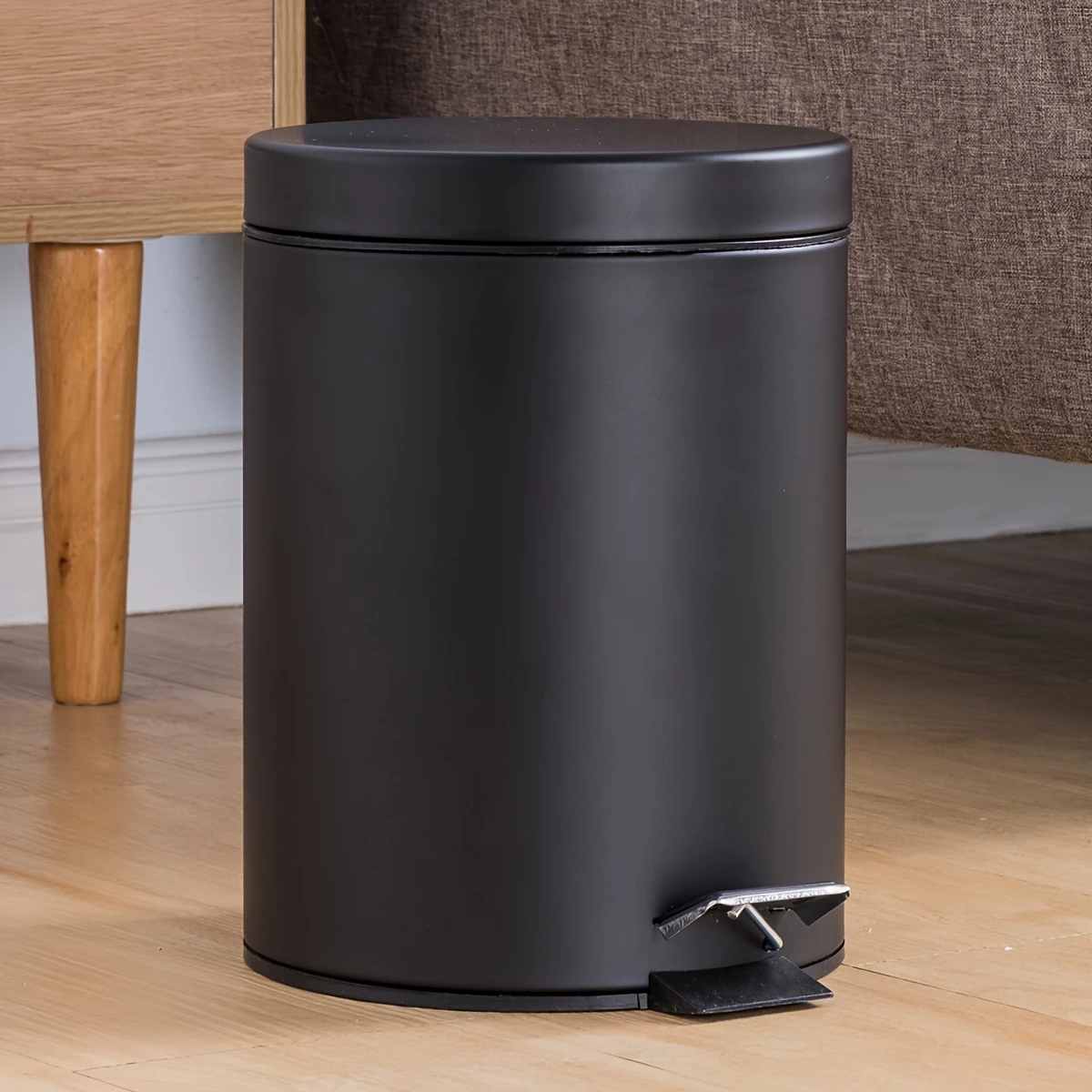 3L Matte Black Metal Trash Can - Image 2